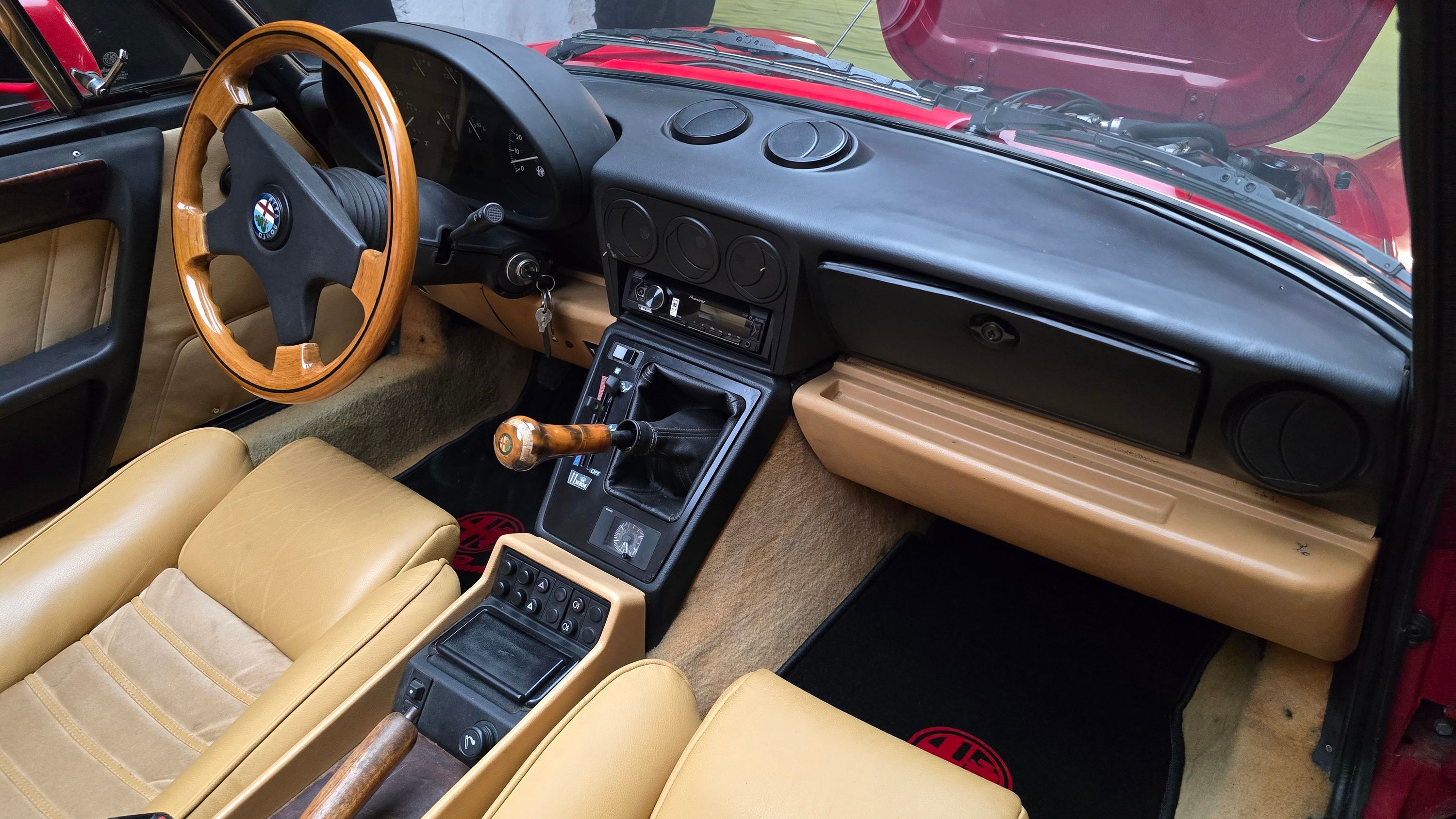 Alfa Romeo Spider 2.0i cc certificata ASI con CRS 8