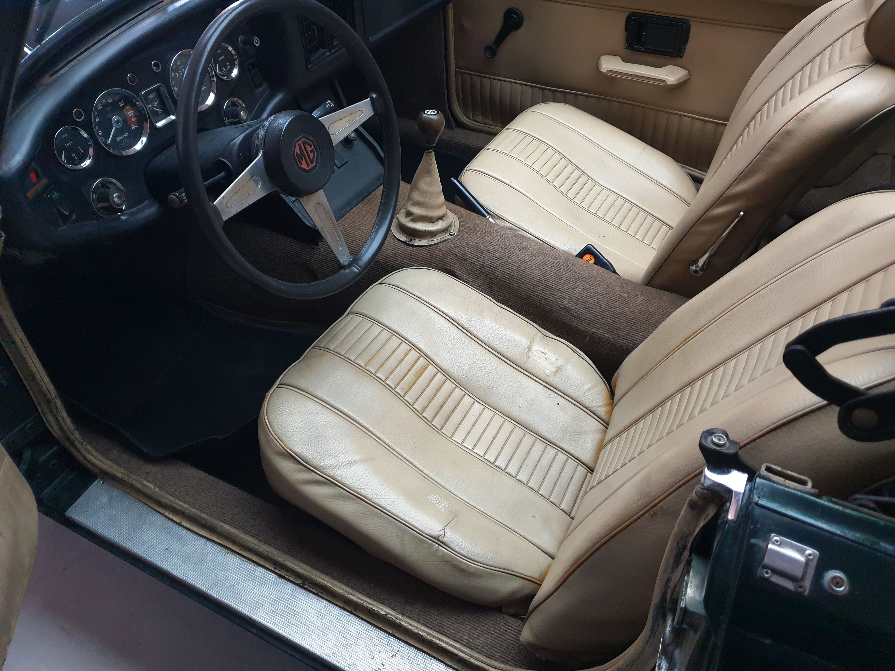 MG B Roadster 1.8 cc anno 1974 certificata ASI con CRS 18