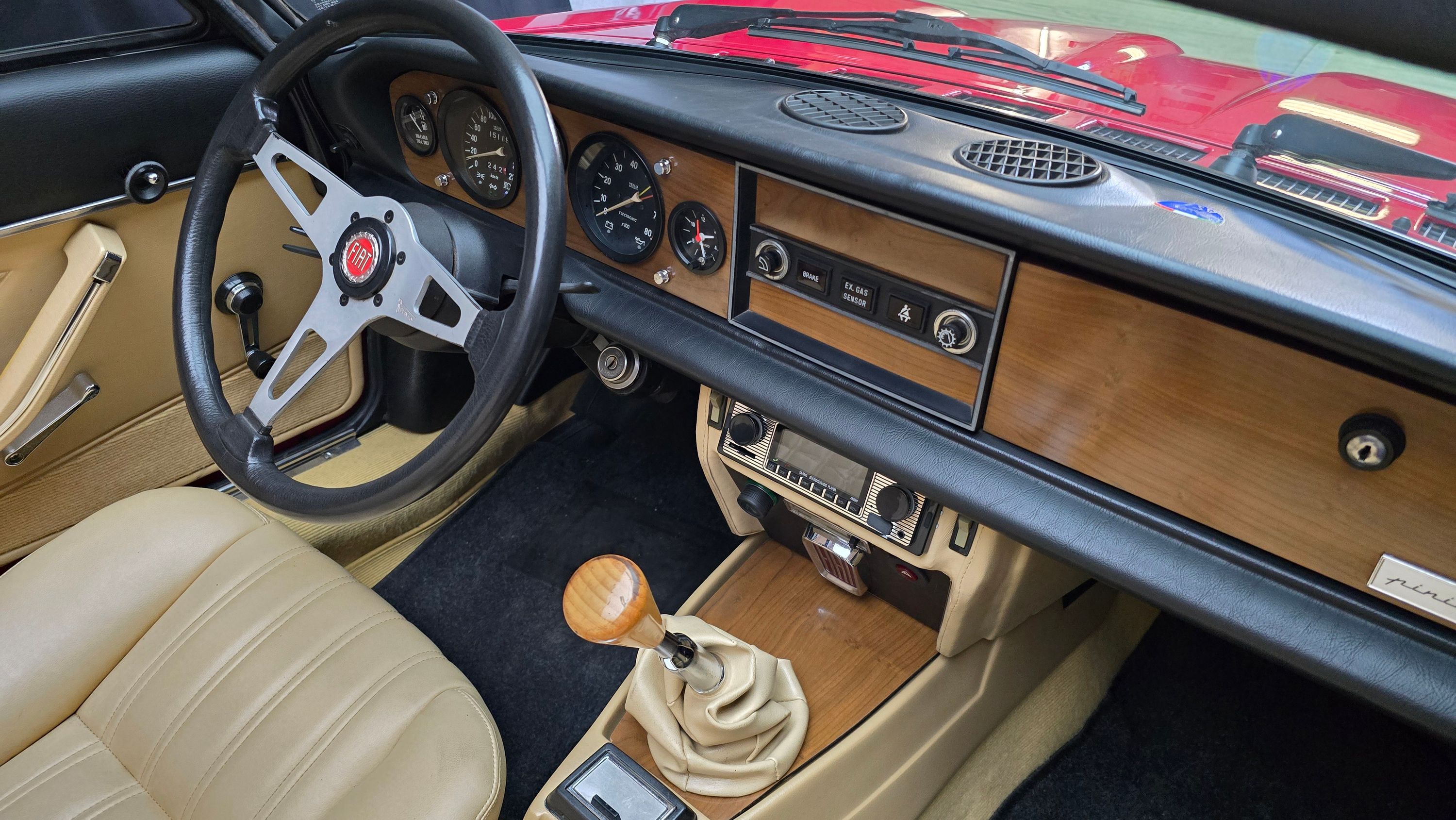 Fiat 124 Sport Spider Pininfarina 2.0 I. anno 1982 certificata ASI co 6
