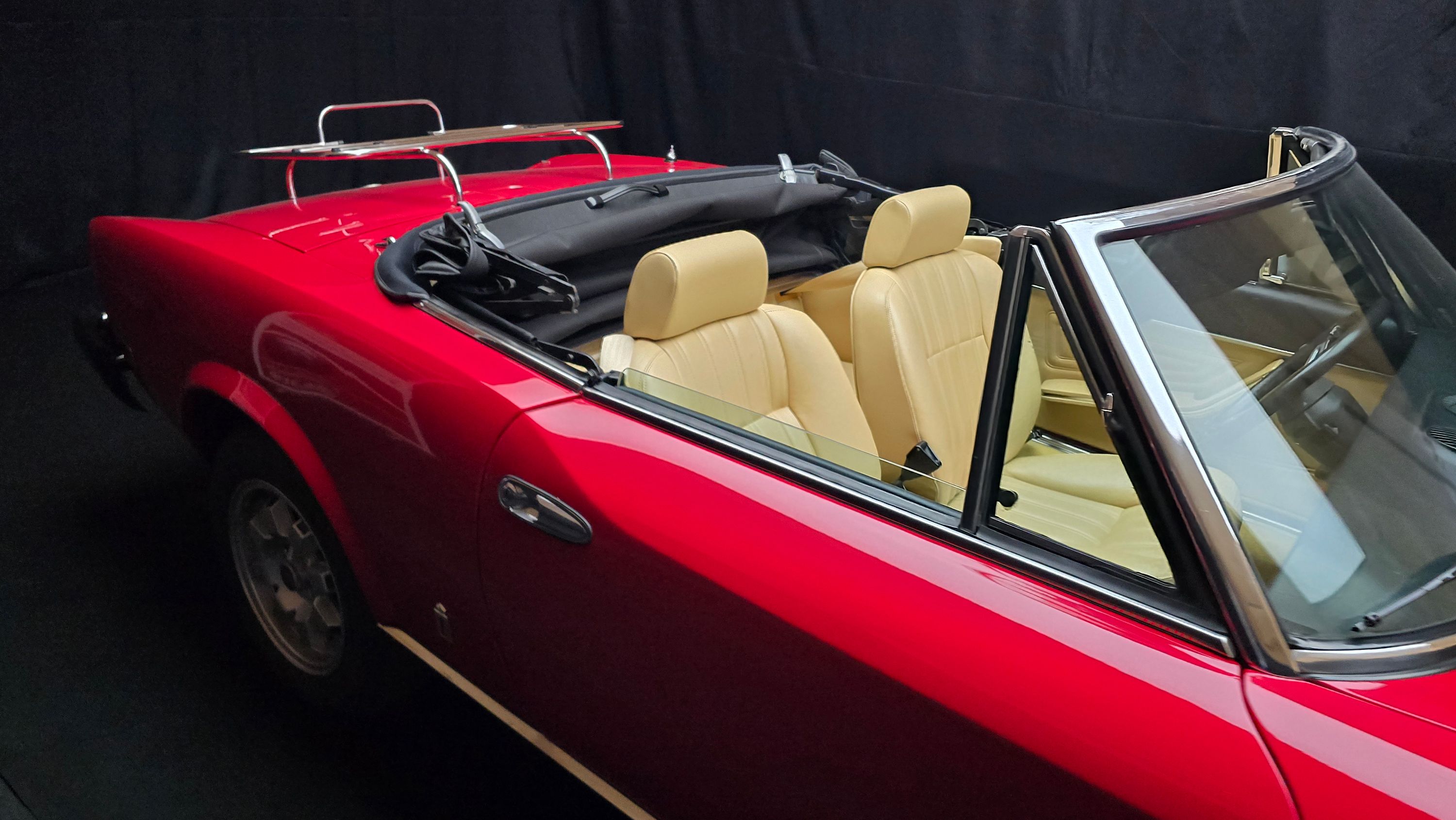 Fiat 124 Sport Spider Pininfarina 2.0 I. anno 1982 certificata ASI co 9