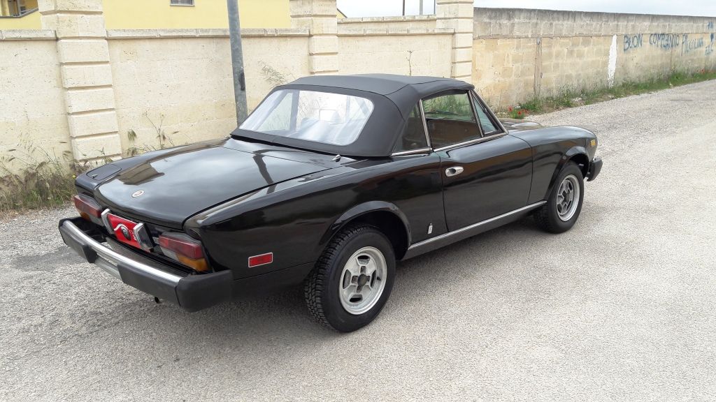 Fiat 124 Sport Spider Pininfarina 2.0 anno 1979 certificata ASI con C 4