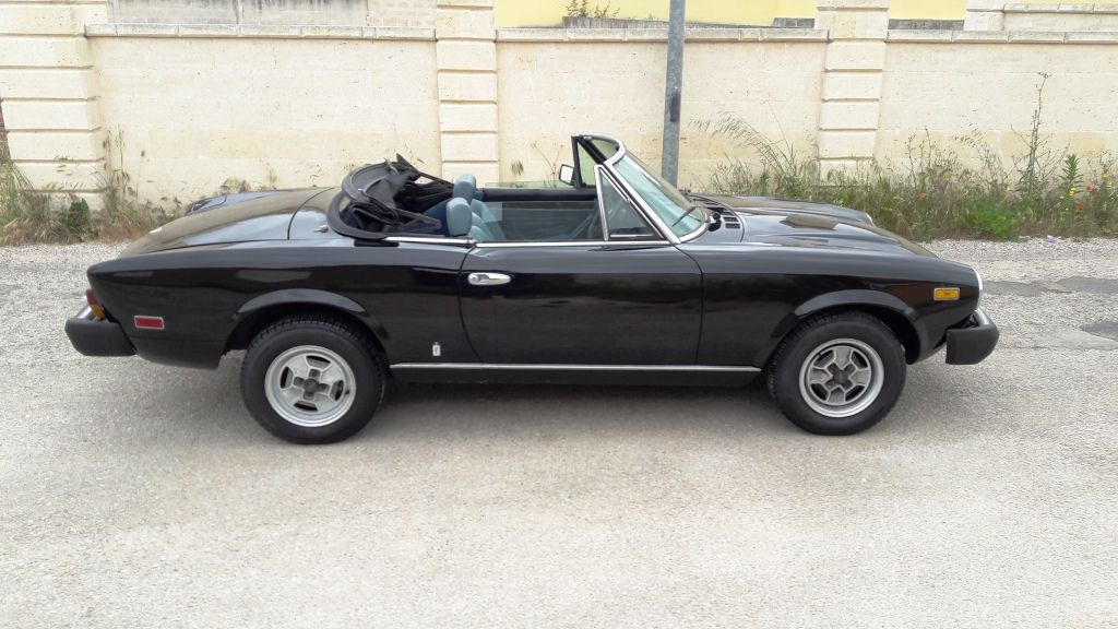 Fiat 124 Sport Spider Pininfarina 2.0 anno 1979 certificata ASI con C 9
