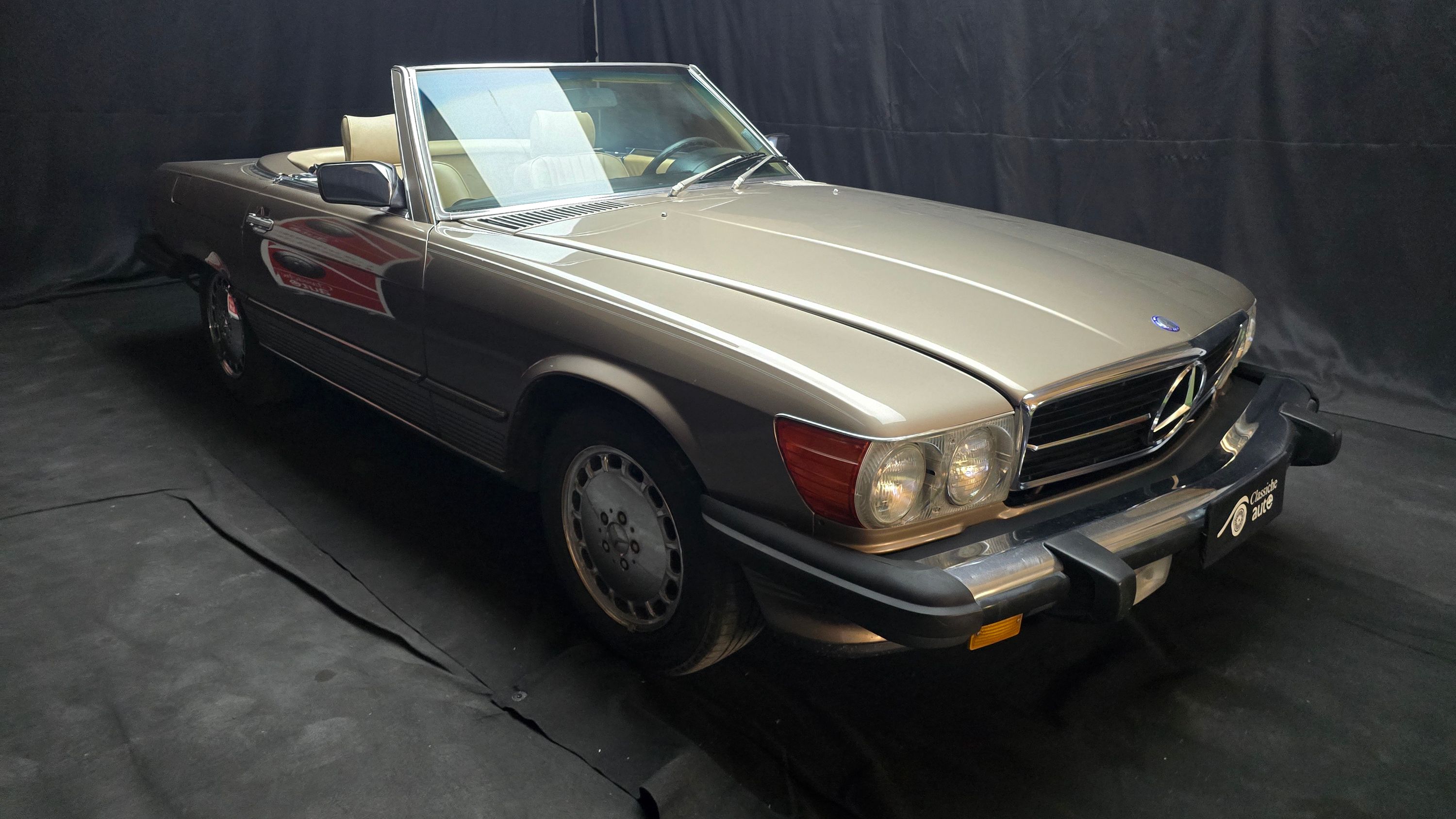 560 SL Roadster  anno 1988 certificata ASI con C.R.S. 18