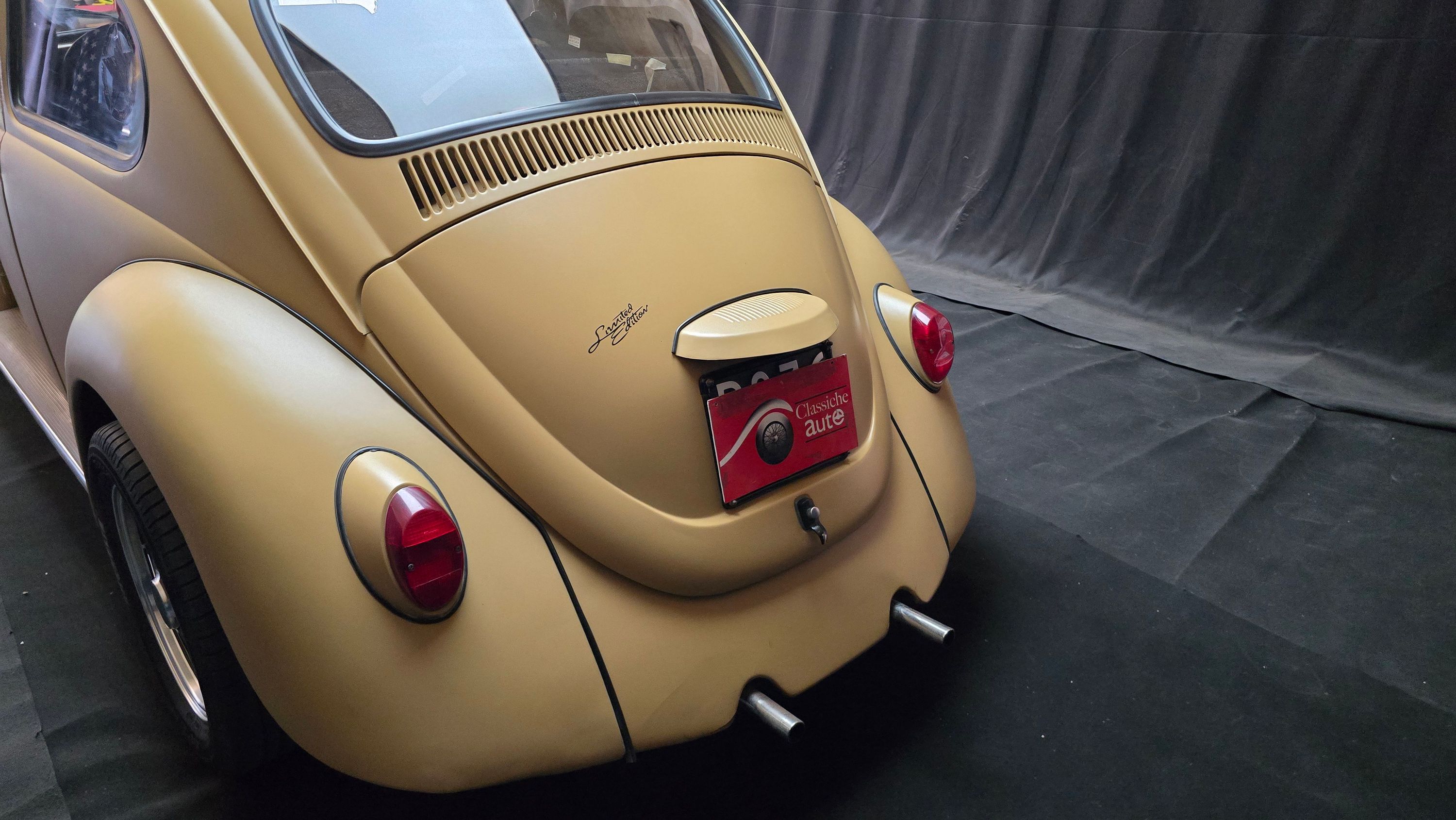 Volkswagen Maggiolone vetro piatto ASI anno 1975 7