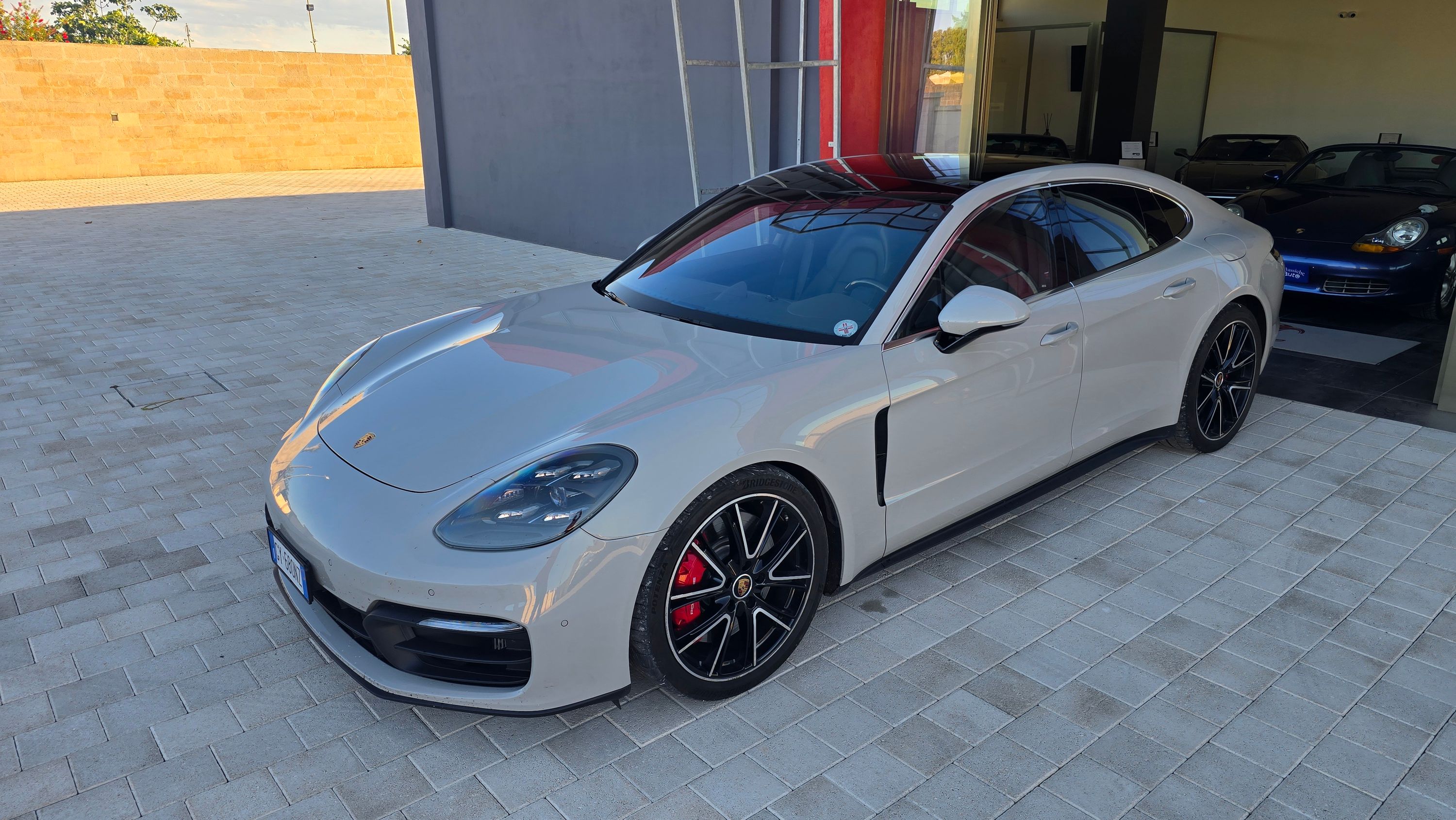 Porsche Panamera 4S e-hybrid automatico 44