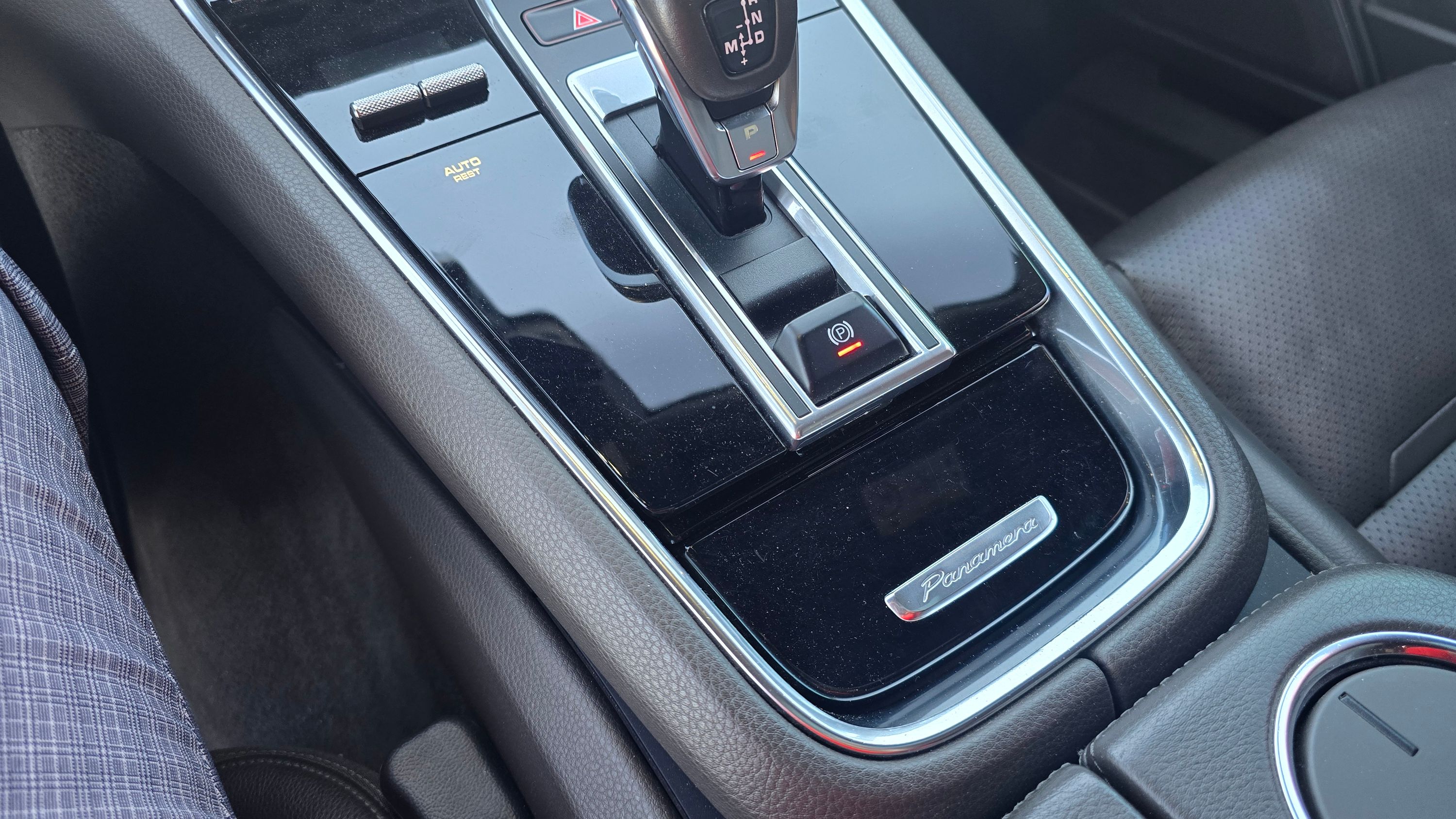 Porsche Panamera 4S e-hybrid automatico 8
