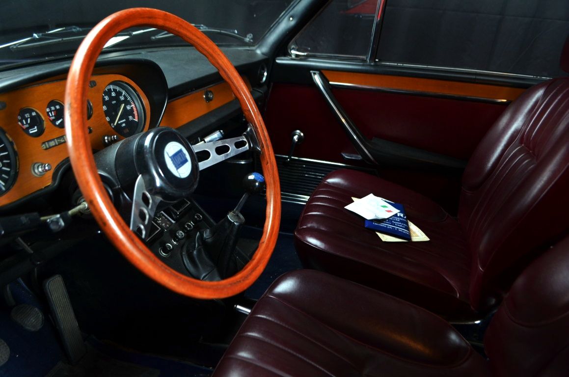 Lancia 2000 Coupè, anno 1972, certificata ASI 4