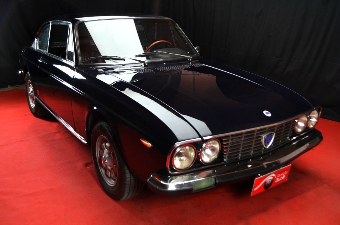 Lancia 2000 Coupè, anno 1972, certificata ASI 13
