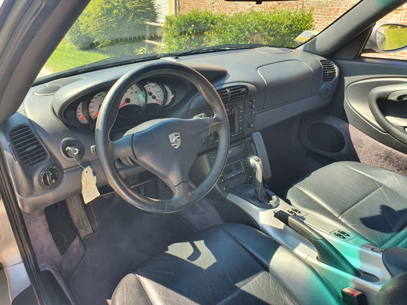 Porsche 996 carrera 2 24