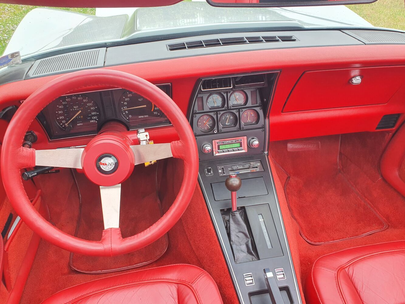 Chevrolet Corvette 12