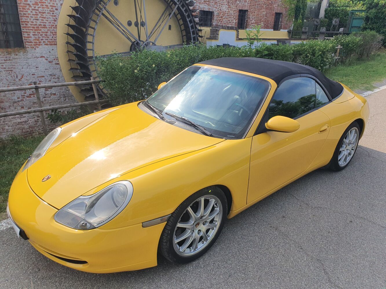 Porsche 996 carrera 2 11