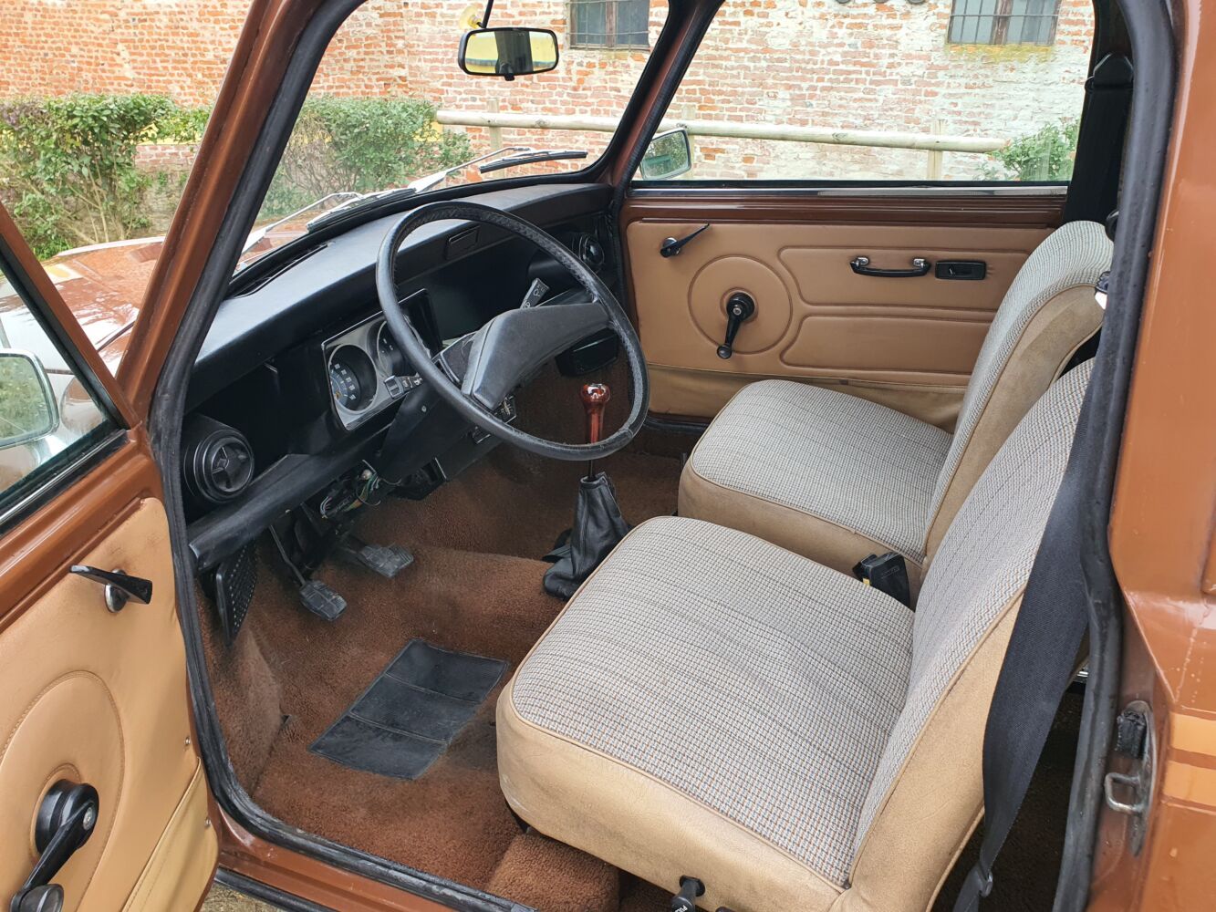 Mini Clubman 12