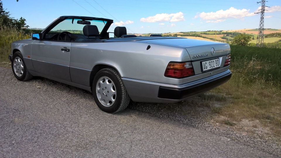 Mercedes-Benz 300 CE-24 CABRIOLET 2
