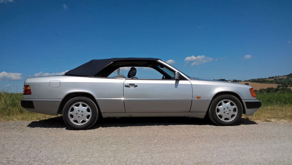 Mercedes-Benz 300 CE-24 CABRIOLET 6