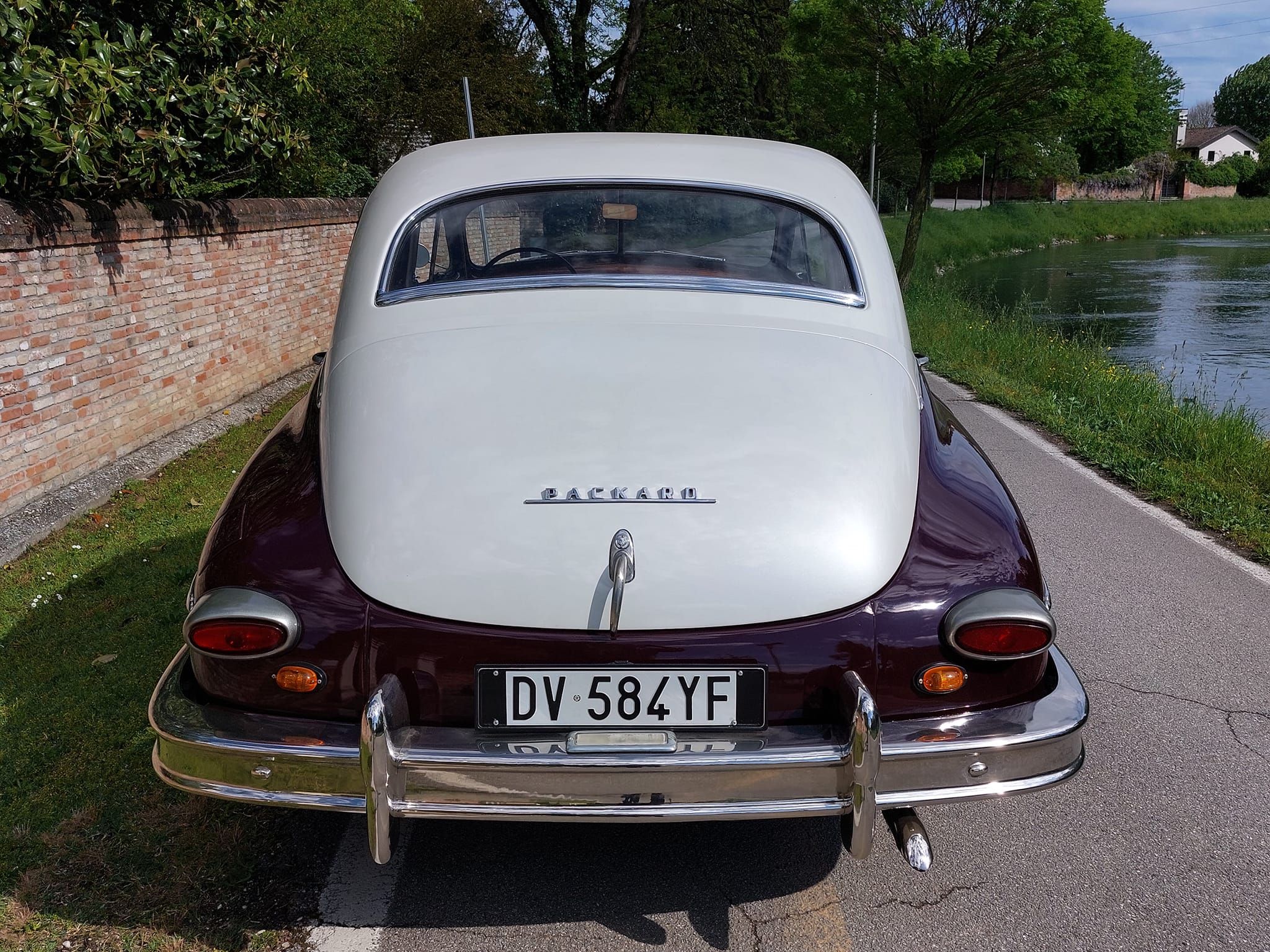 Super Eight Saloon del 1949 16