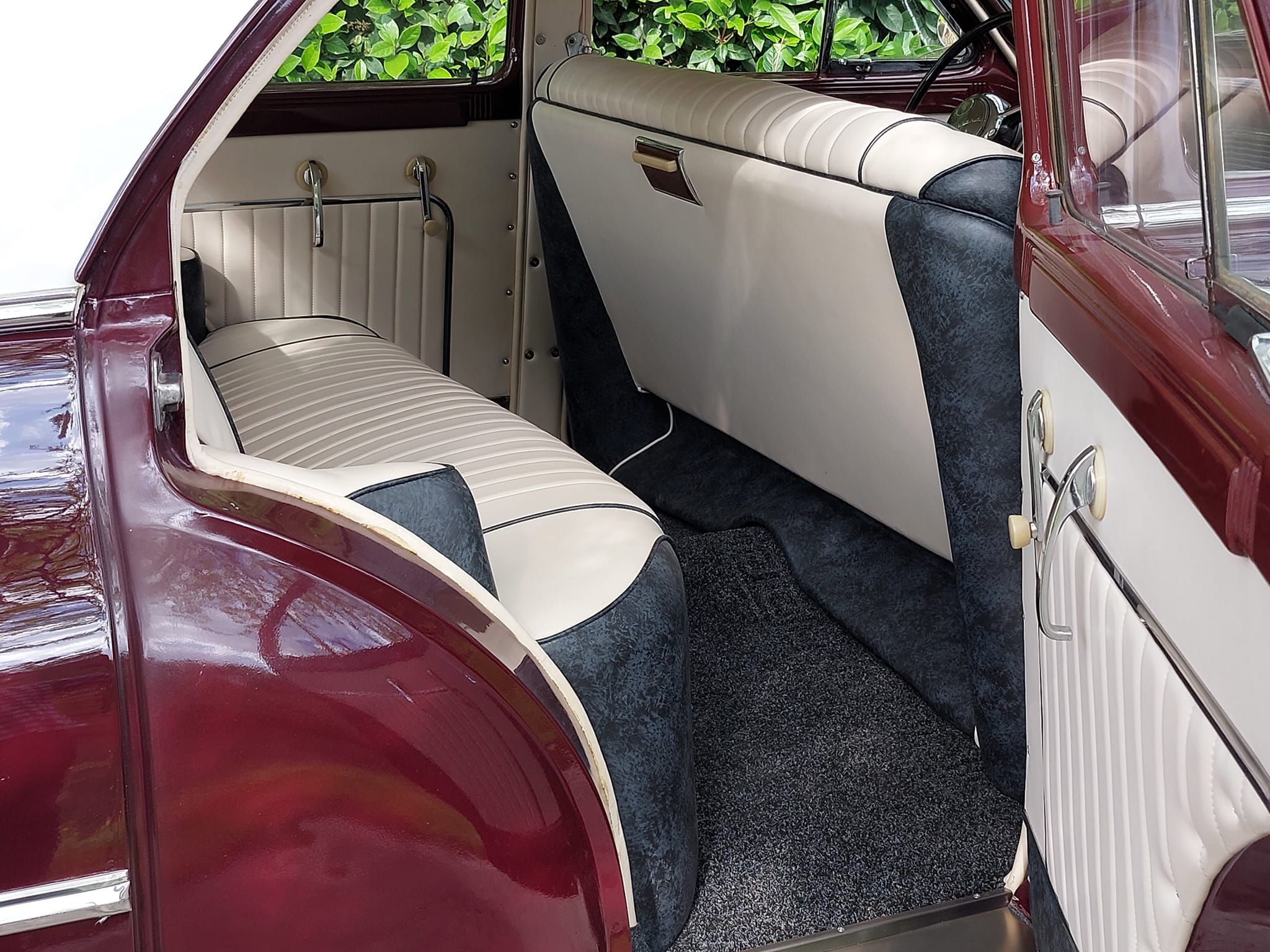 Super Eight Saloon del 1949 24
