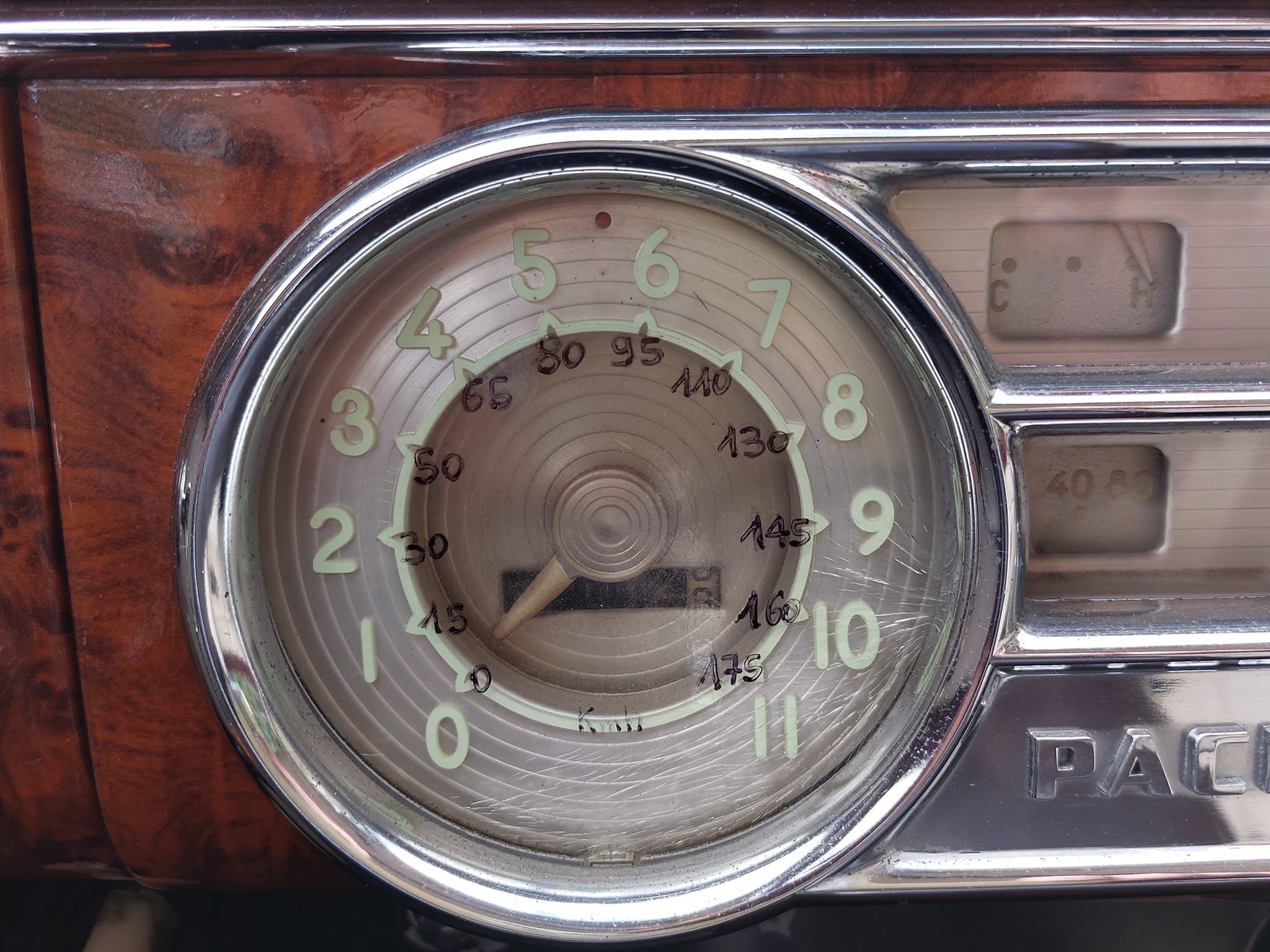 Super Eight Saloon del 1949 28