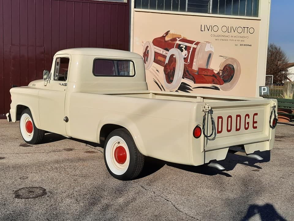 Dodge 3100 Apache del 1959 5