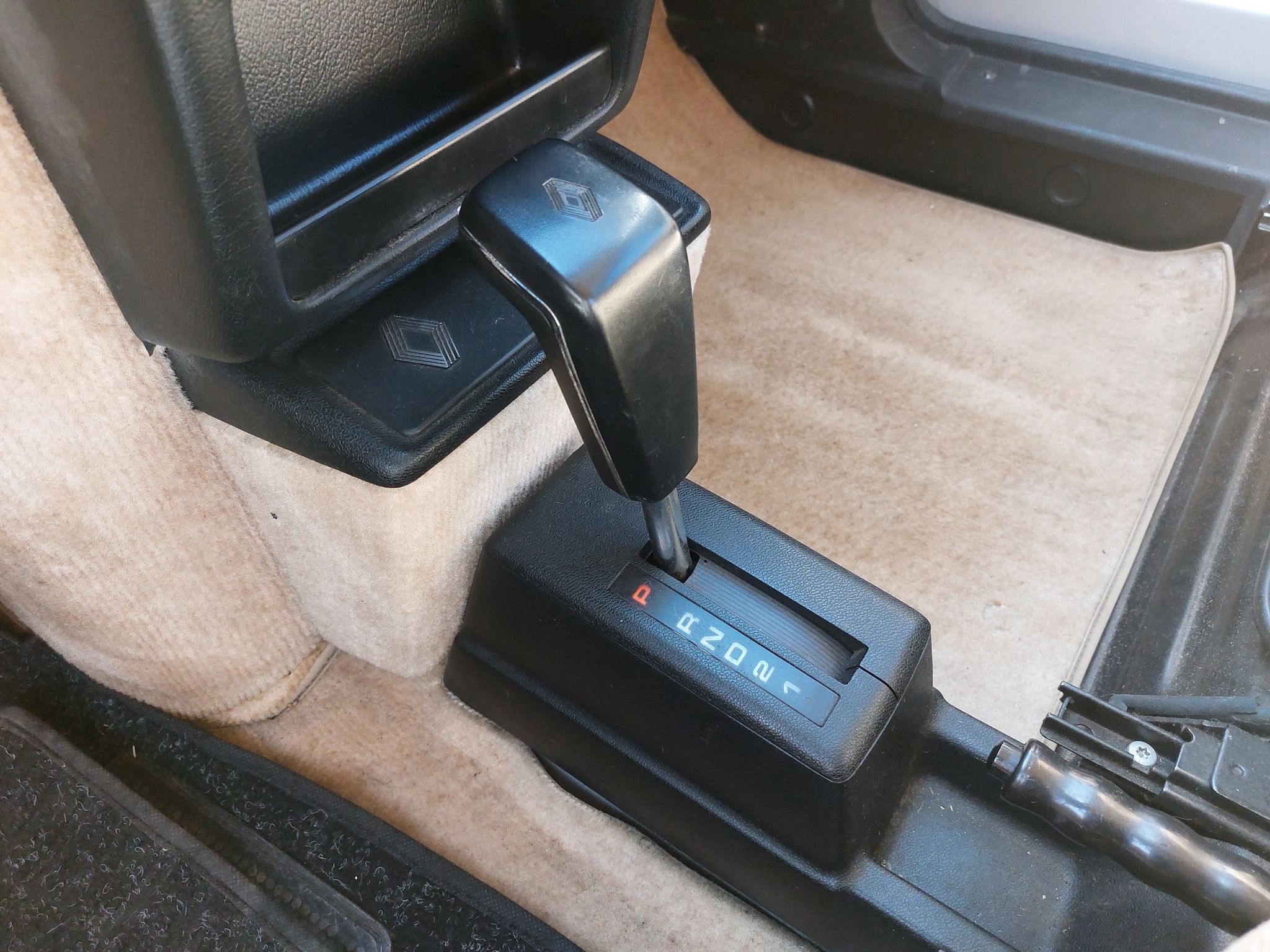 Renault 5 Automatic 1400 cc del 1983 6
