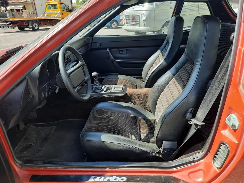 Porsche 924 Turbo del 1981 6