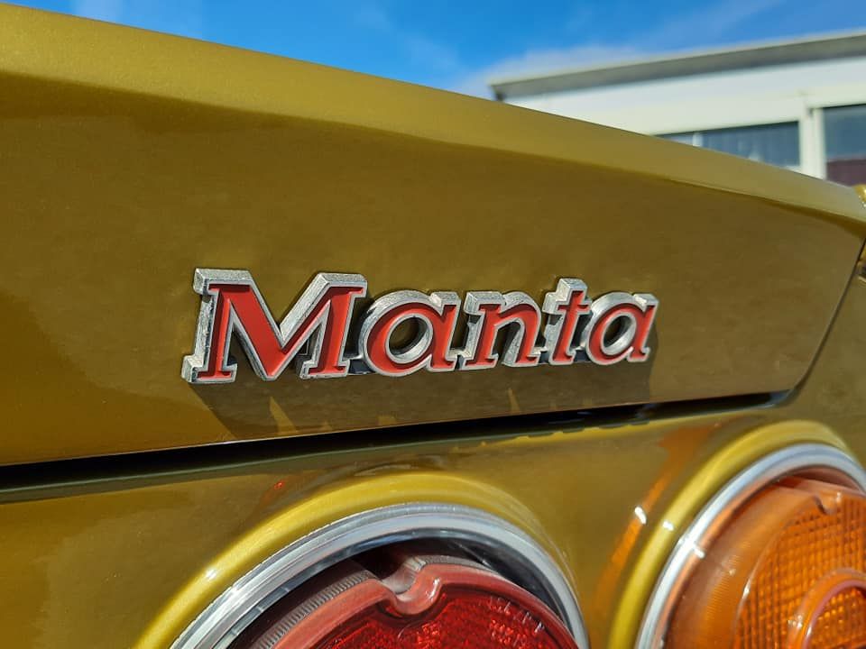 Opel Manta 1200 Lusso del 1973 13