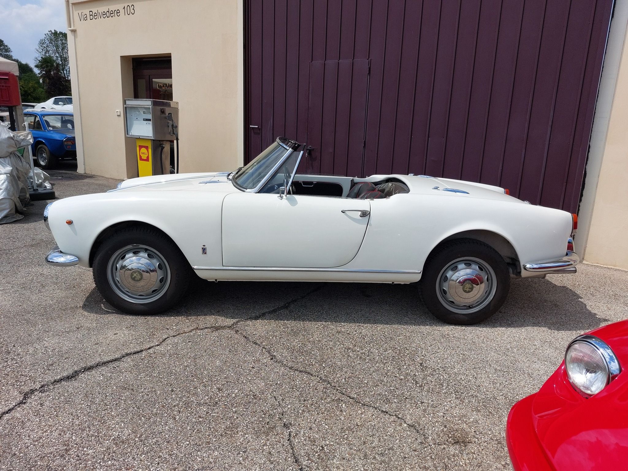 Alfa Romeo Giulietta Spider 1300 del 1960 ( la Seconda Serie ) 4