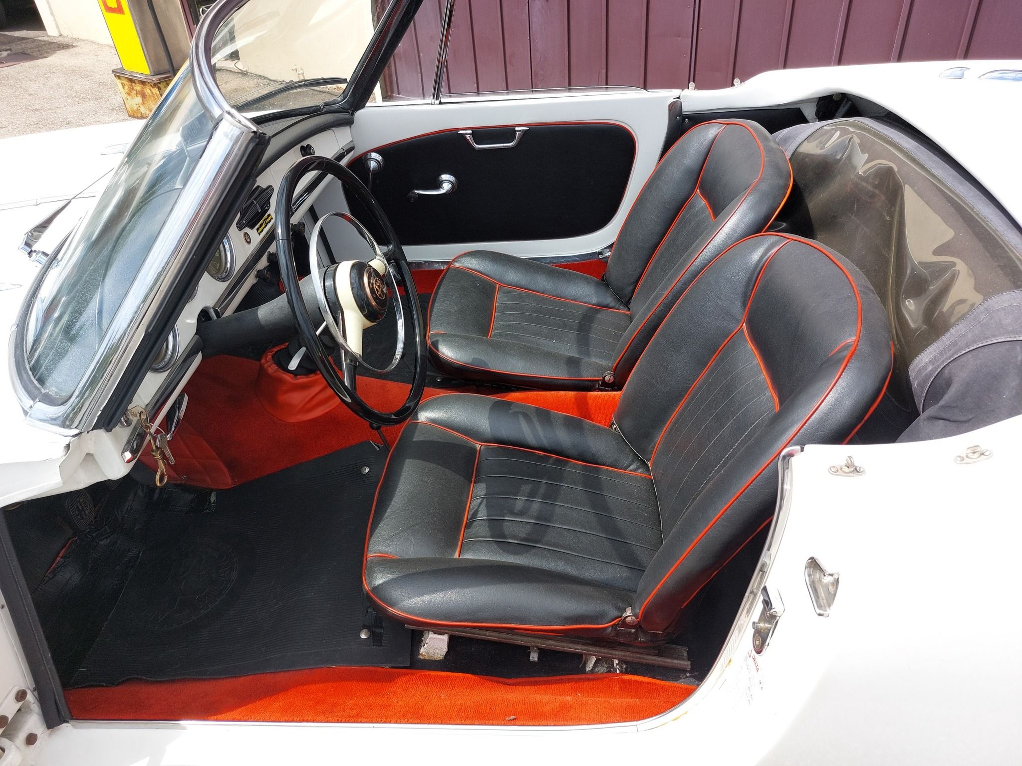Alfa Romeo Giulietta Spider 1300 del 1960 ( la Seconda Serie ) 5