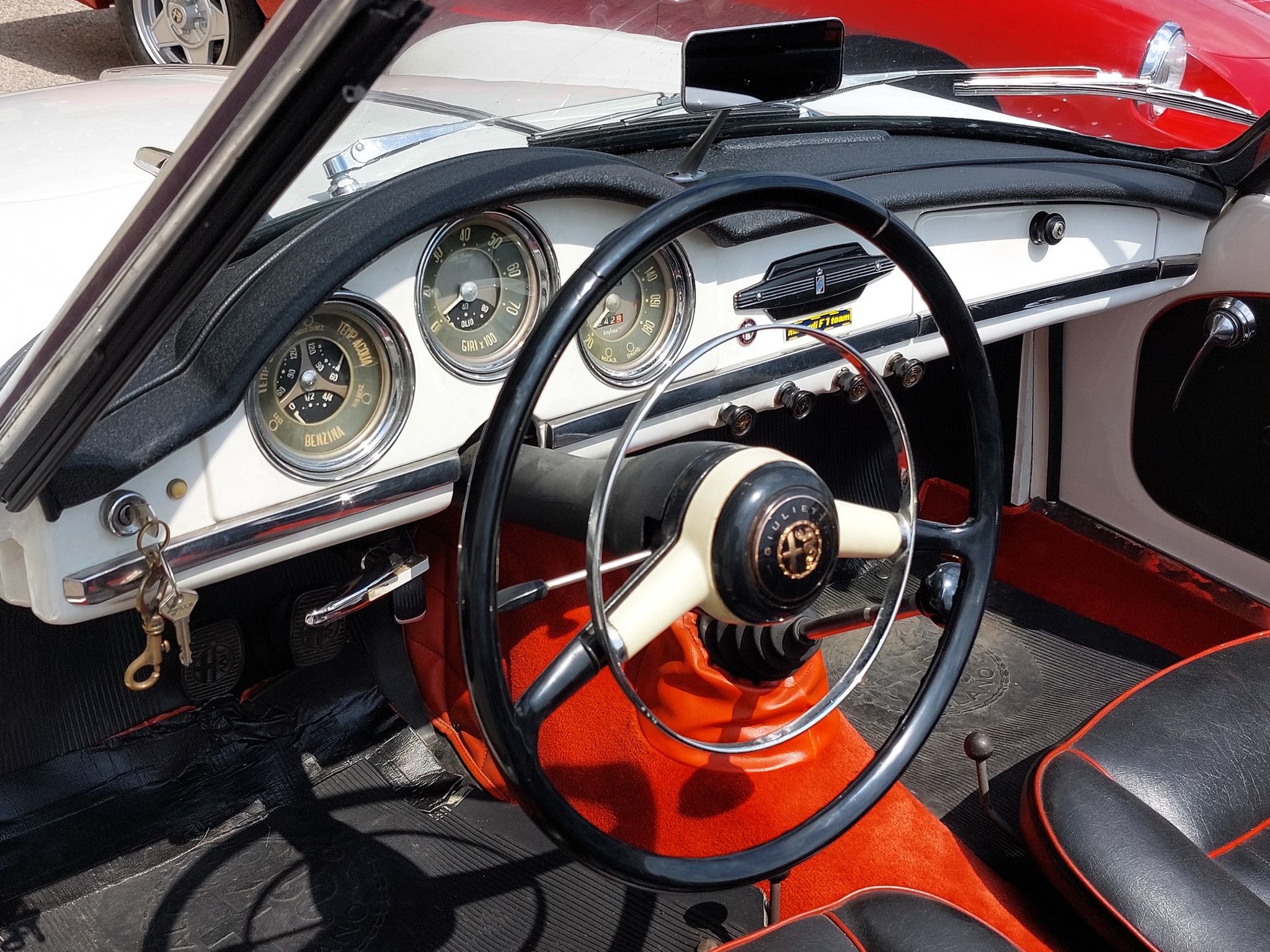 Alfa Romeo Giulietta Spider 1300 del 1960 ( la Seconda Serie ) 7