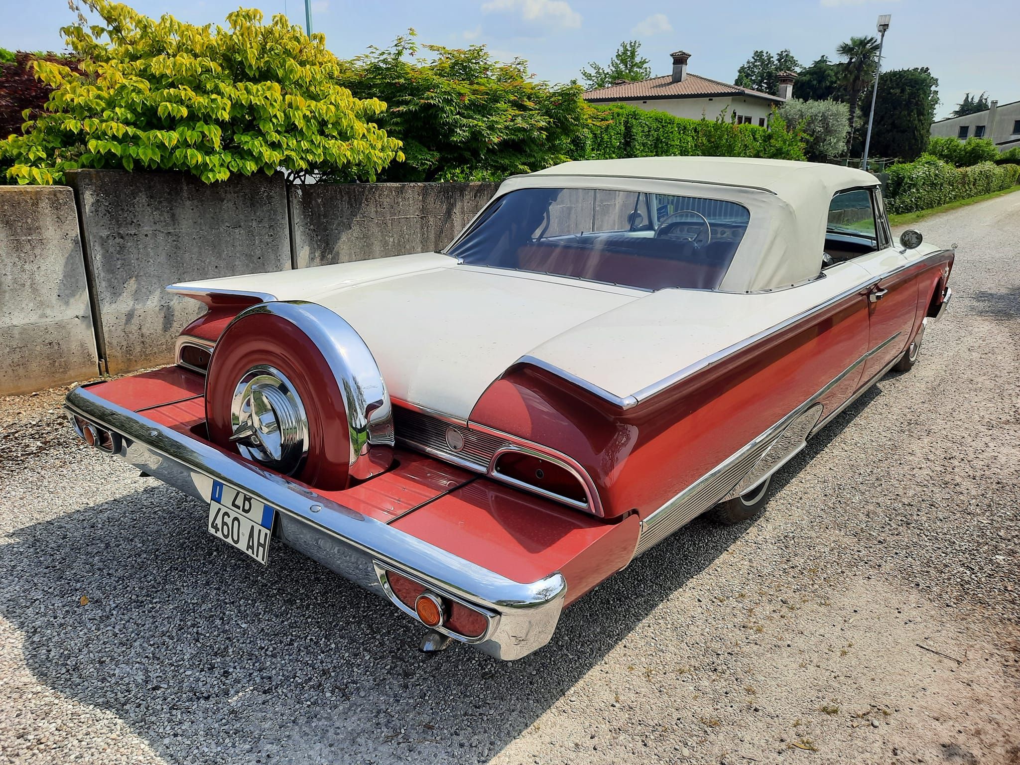 Ford Galaxie Sunliner Convertibile del 1960 13