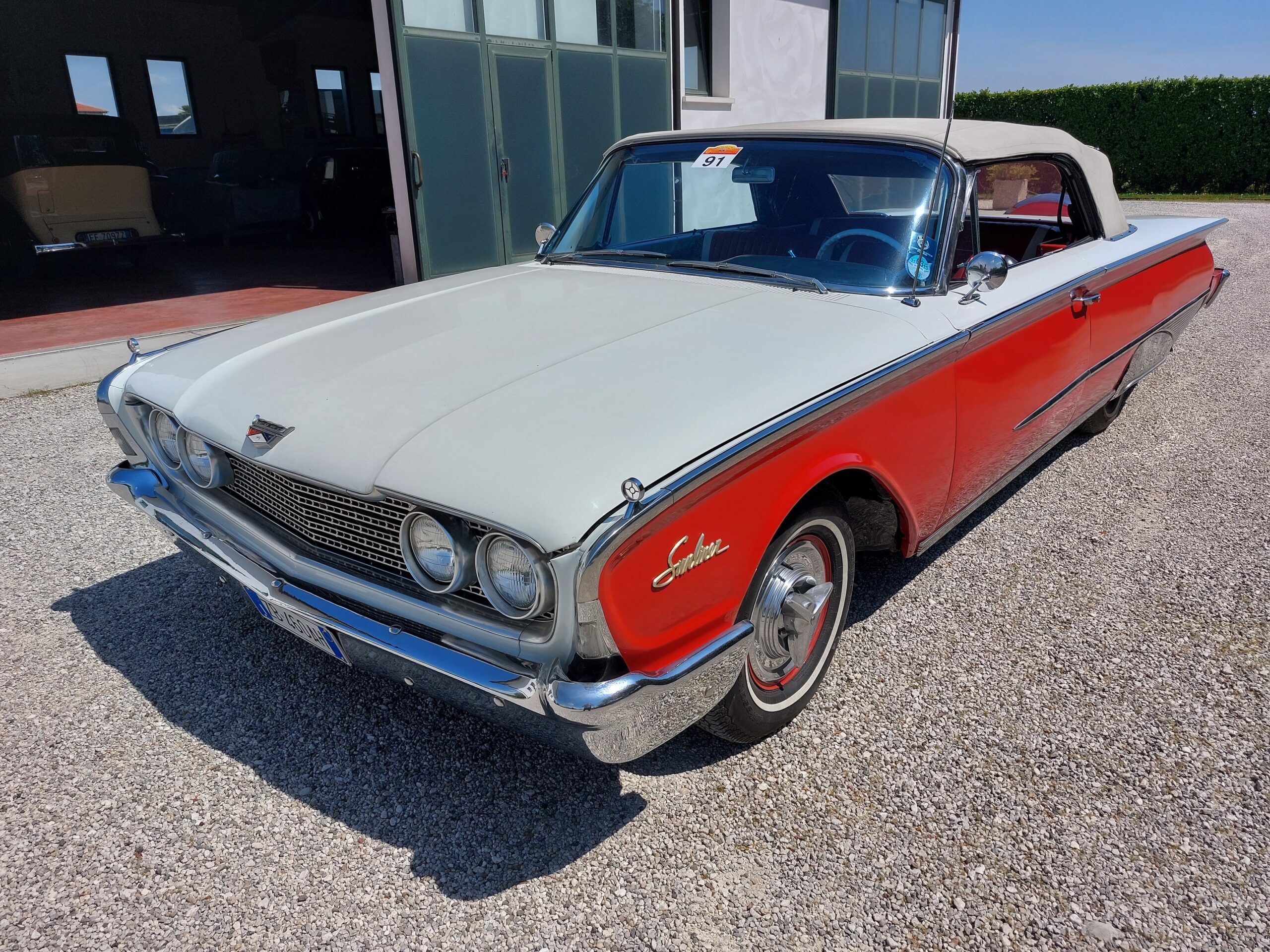 Ford Galaxie Sunliner Convertibile del 1960 22