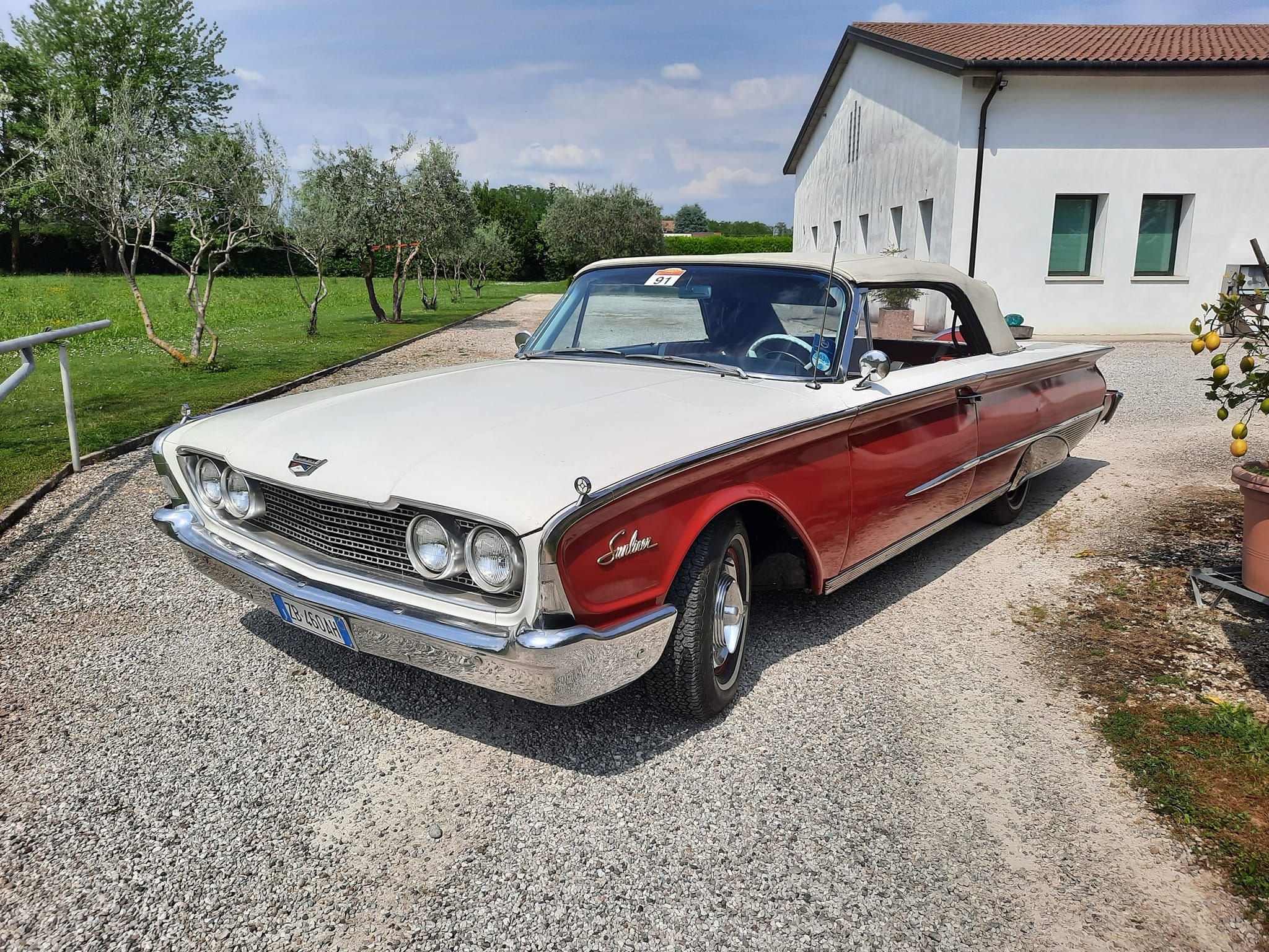 Ford Galaxie Sunliner Convertibile del 1960 23
