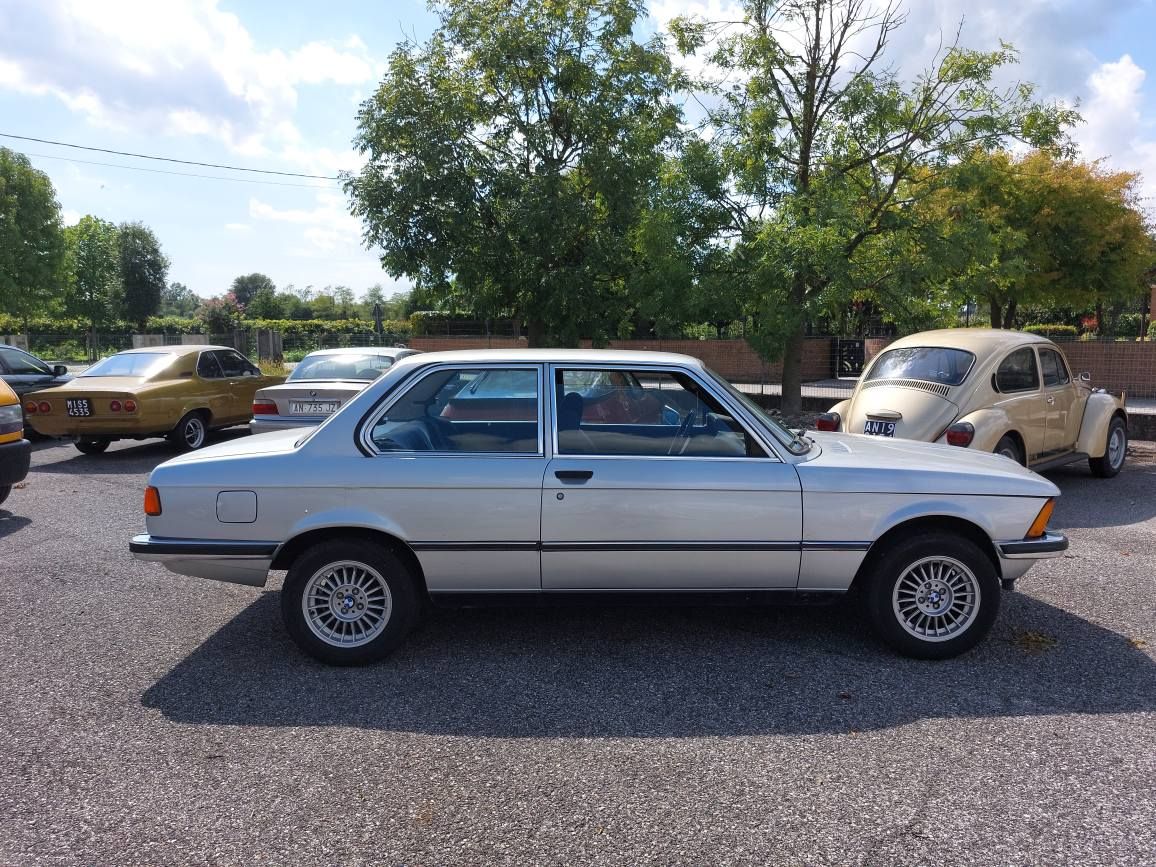 BMW 318 del 1978 (a carburatori) 10
