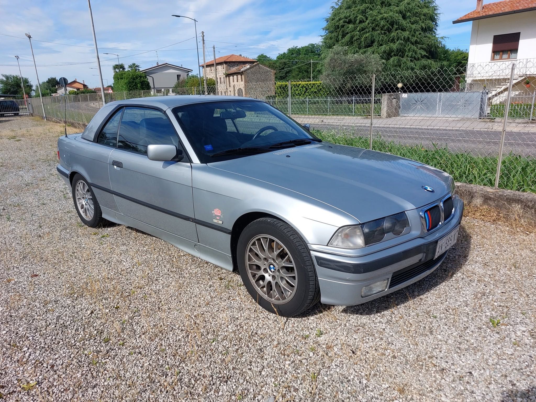 BMW 320 Cabrio del 1997 2