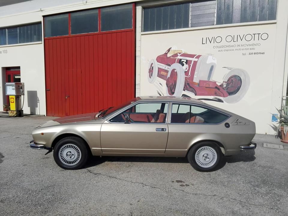 Alfa Romeo GTV 2000 del 1980 3