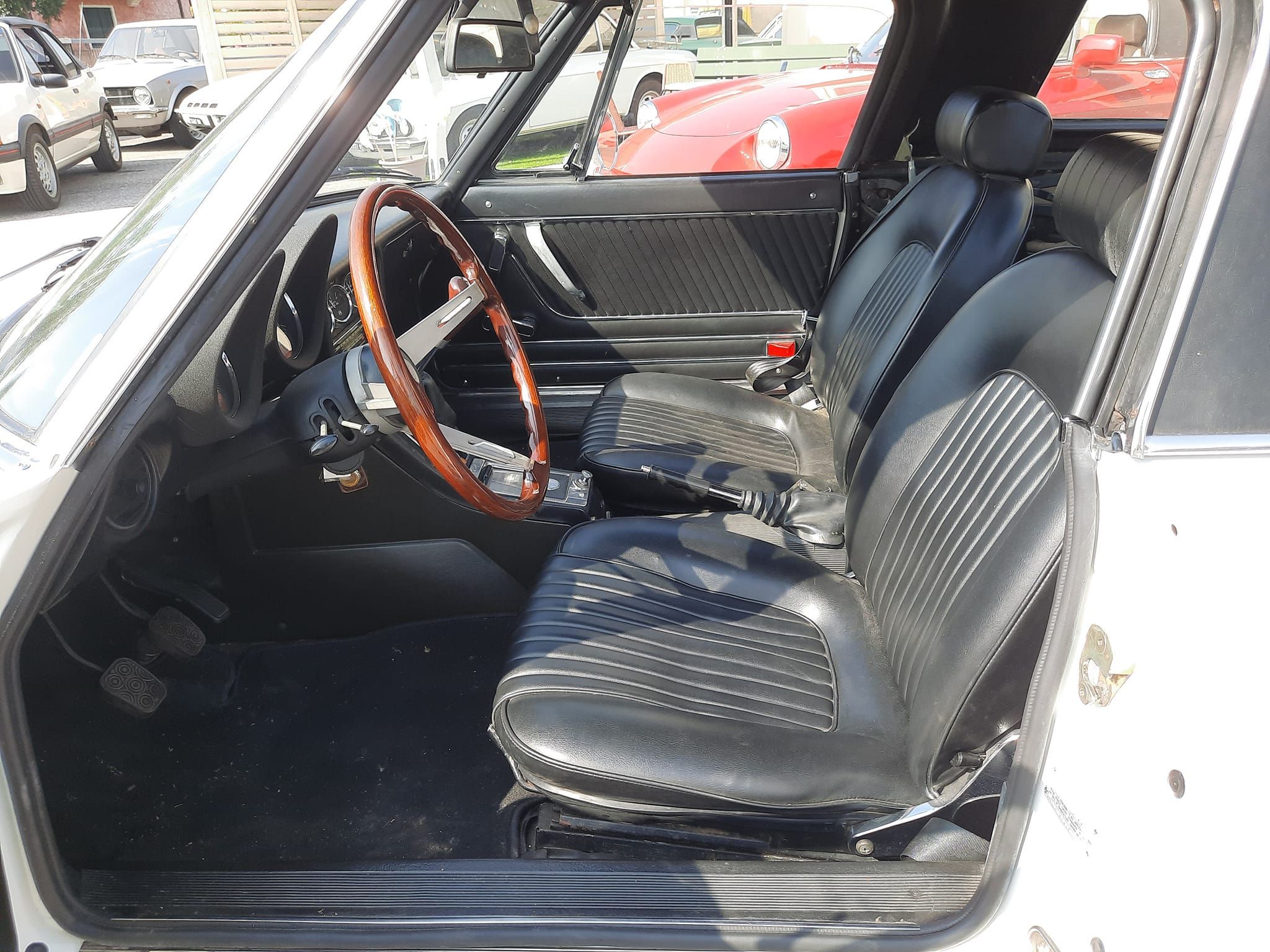 Alfa Romeo Duetto 2000 Spider Veloce del 1975 6