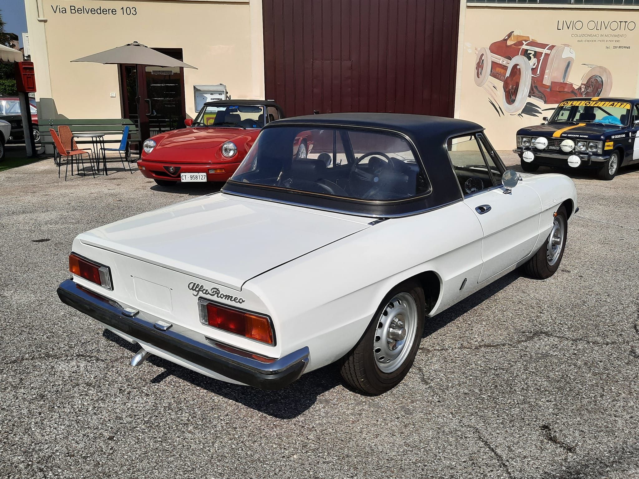 Alfa Romeo Duetto 2000 Spider Veloce del 1975 9