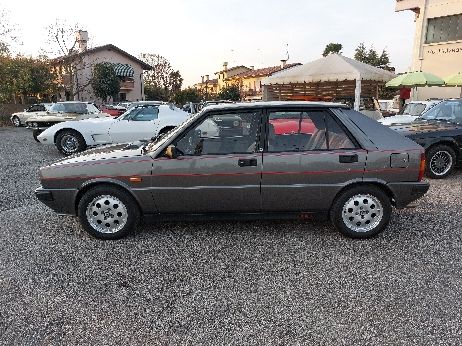 Lancia Delta 4 WD del 1987 3