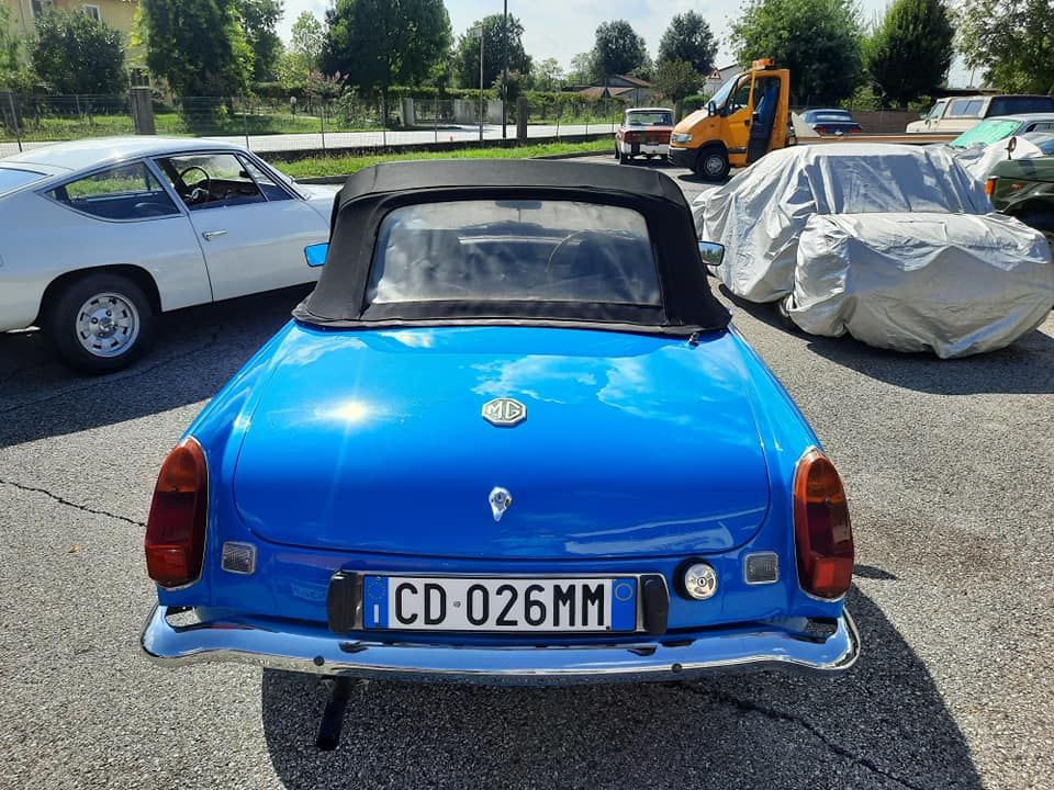 MG B Roadster del 1978 5