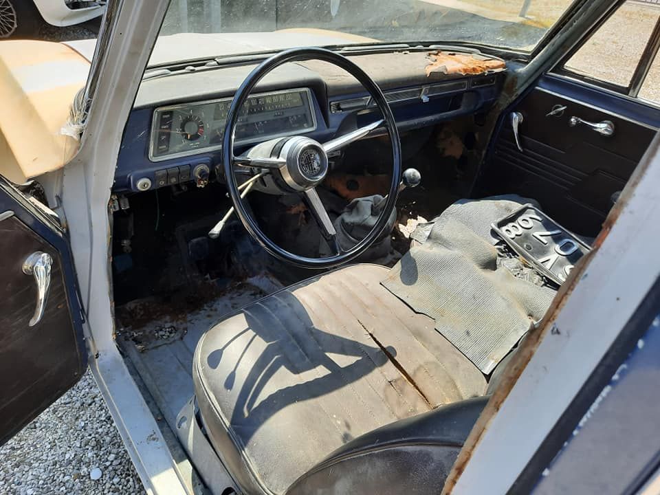 Alfa Romeo Giulia 1300 Ti del 1967 6