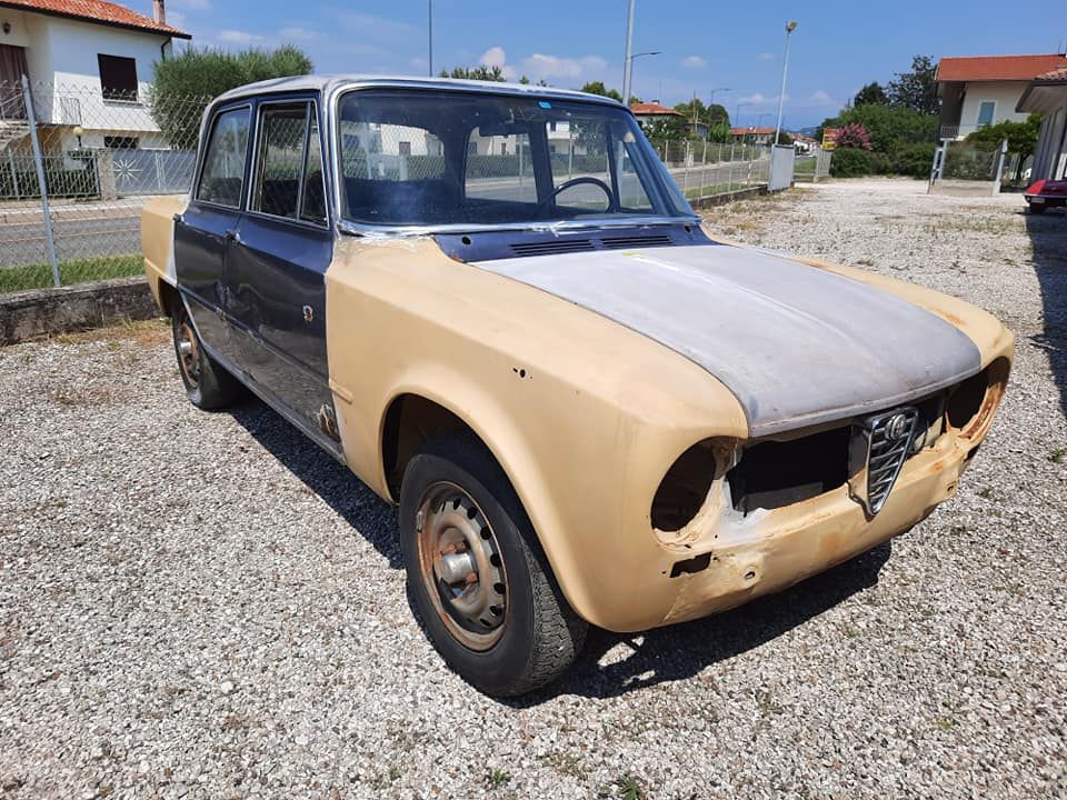 Alfa Romeo Giulia 1300 Ti del 1967 23