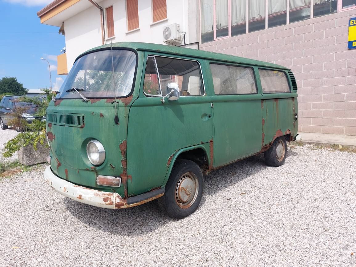 Volkswagen T 2 Pulmino del 1971 7