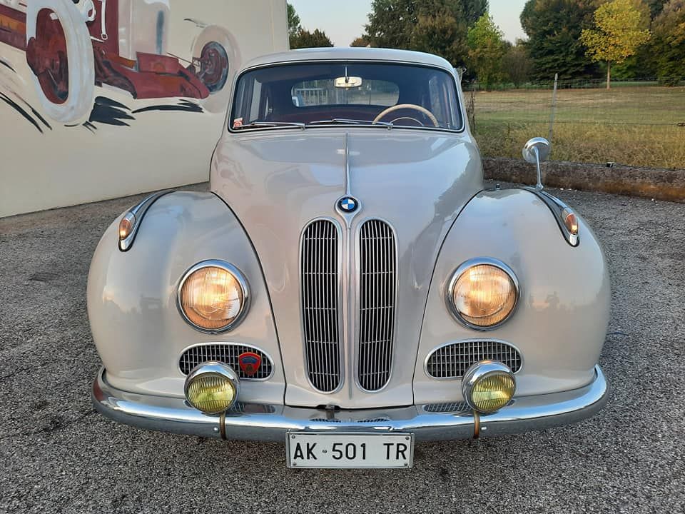 BMW 501 Saloon del 1958 3