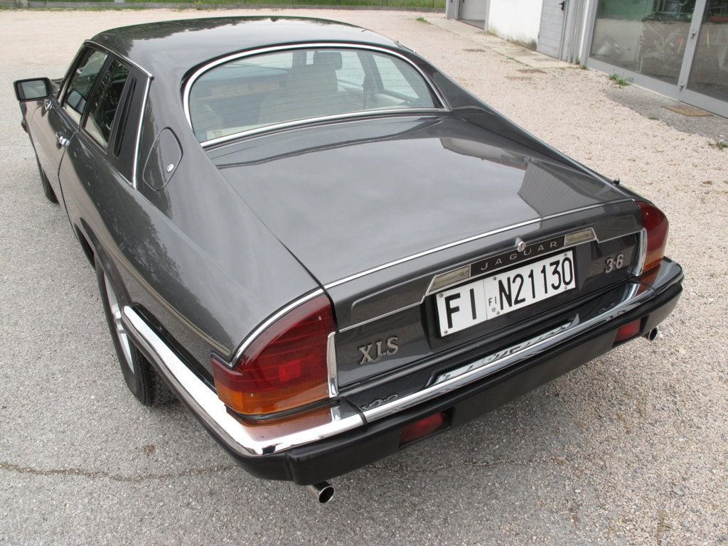 Jaguar XJS 10