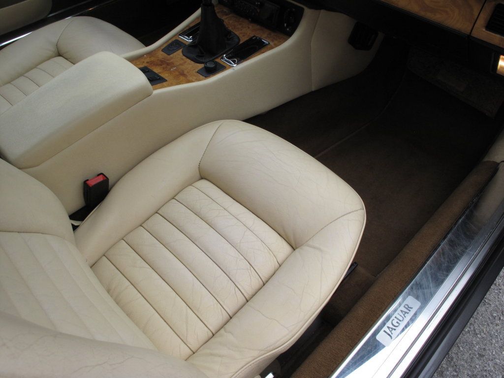 Jaguar XJS 11
