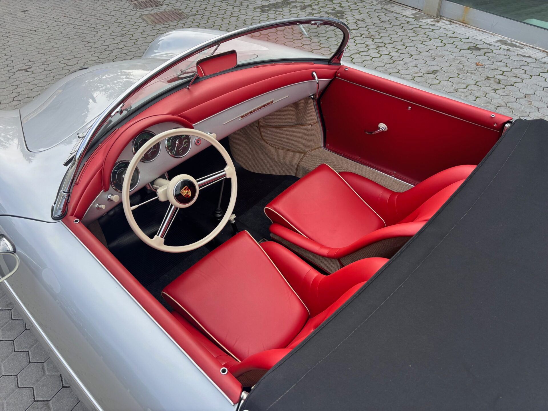 Porsche 356 SPEEDSTER 6
