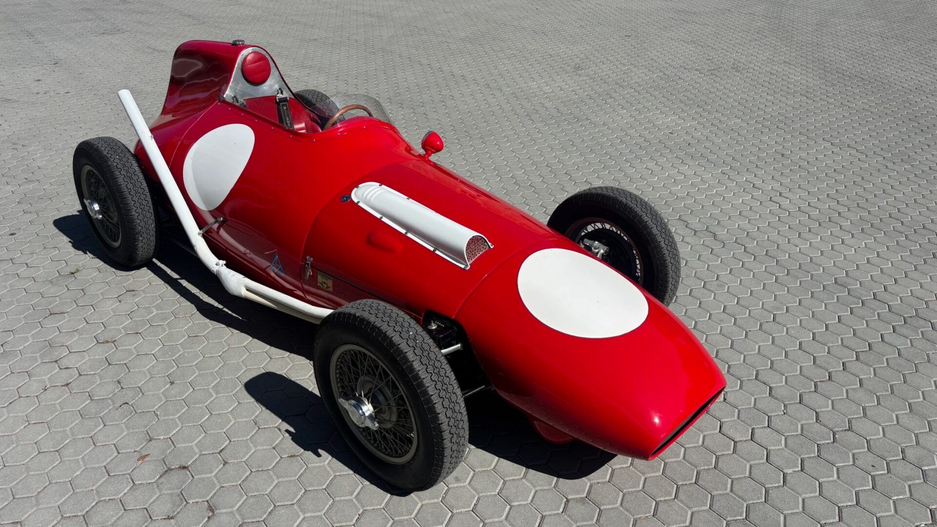 - ARZANI FORMULA JUNIOR 2