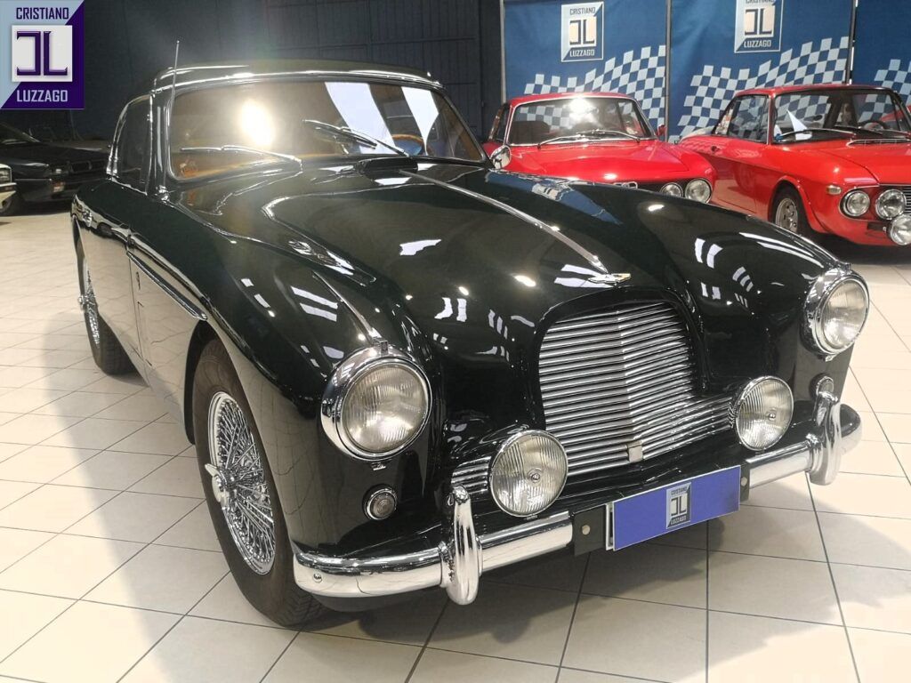 Aston Martin Db2/4 Saloon 8