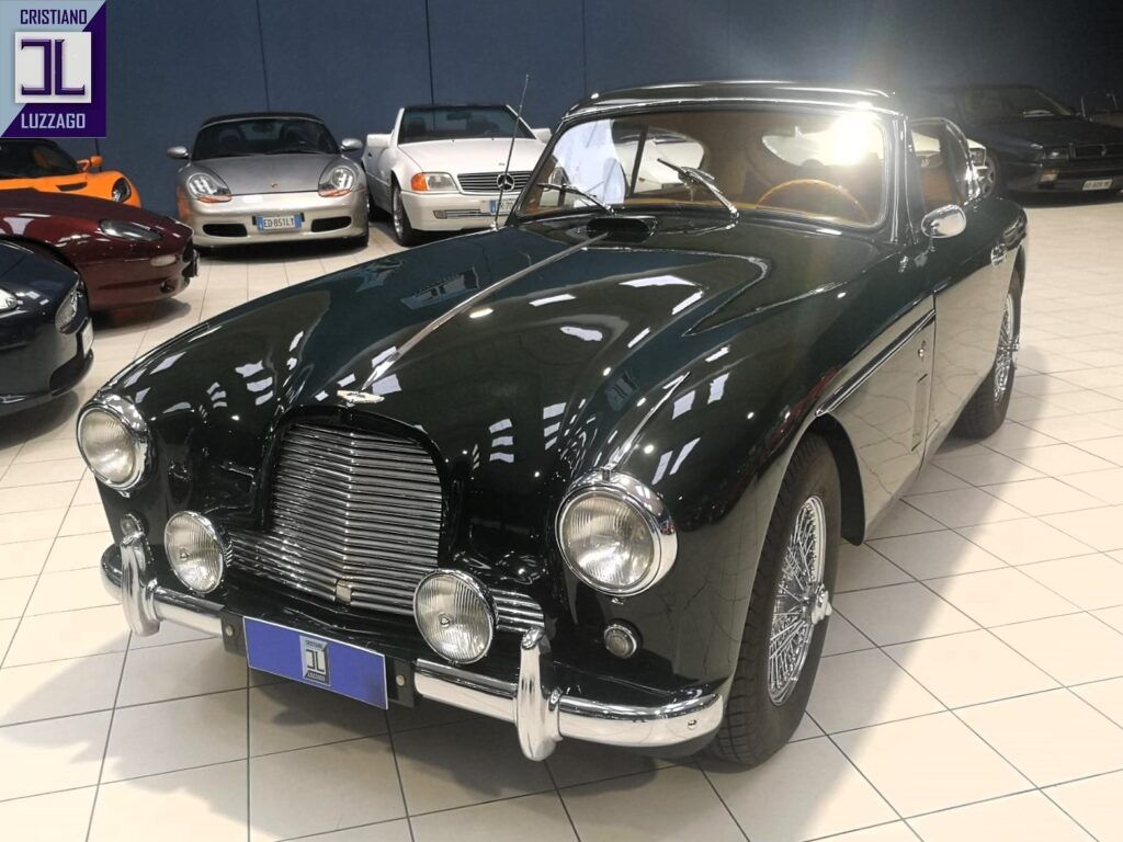 Aston Martin Db2/4 Saloon 9