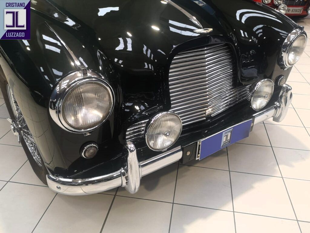 Aston Martin Db2/4 Saloon 10
