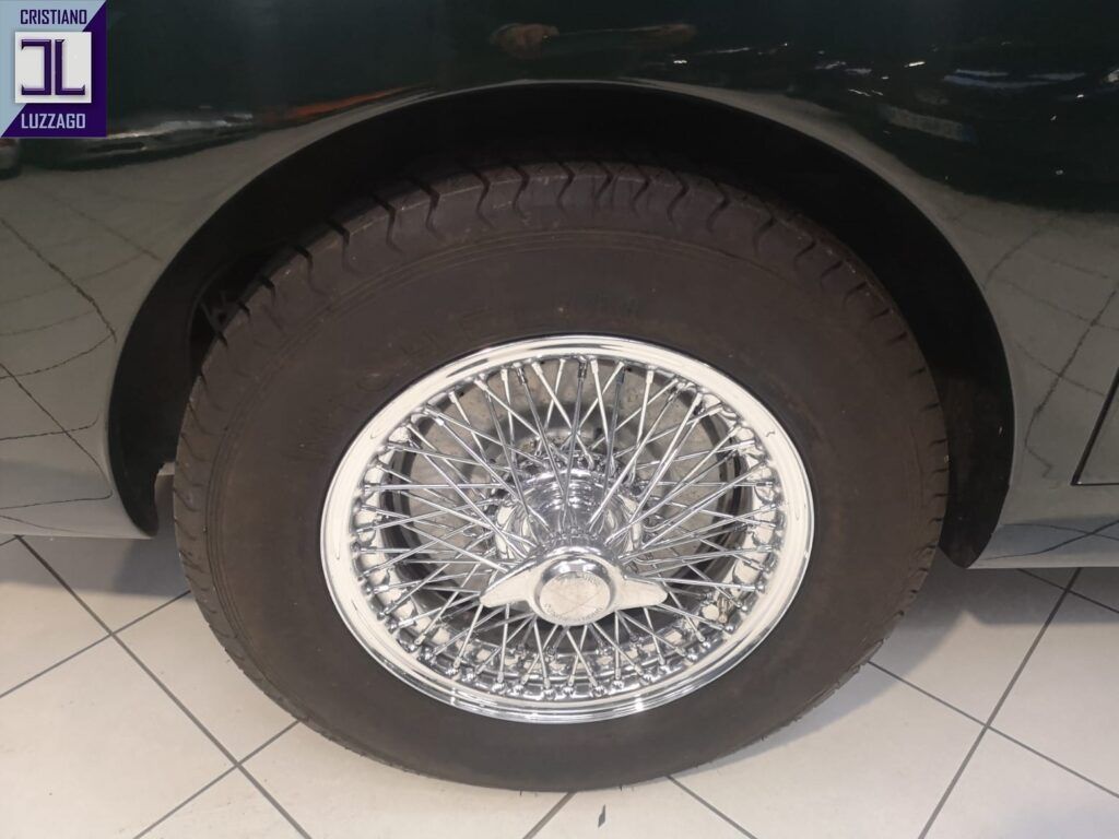 Aston Martin Db2/4 Saloon 23